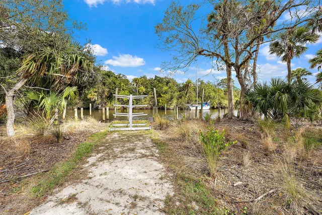 $2,790 | 272 Southwest Sally Way, Stuart, FL 34997