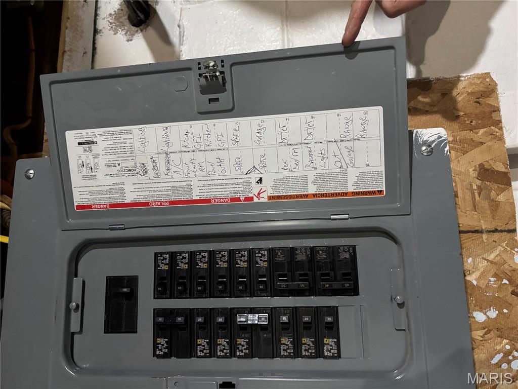 5916 Alpha Avenue St. Louis, MO 63147 - Photo 6 of 18