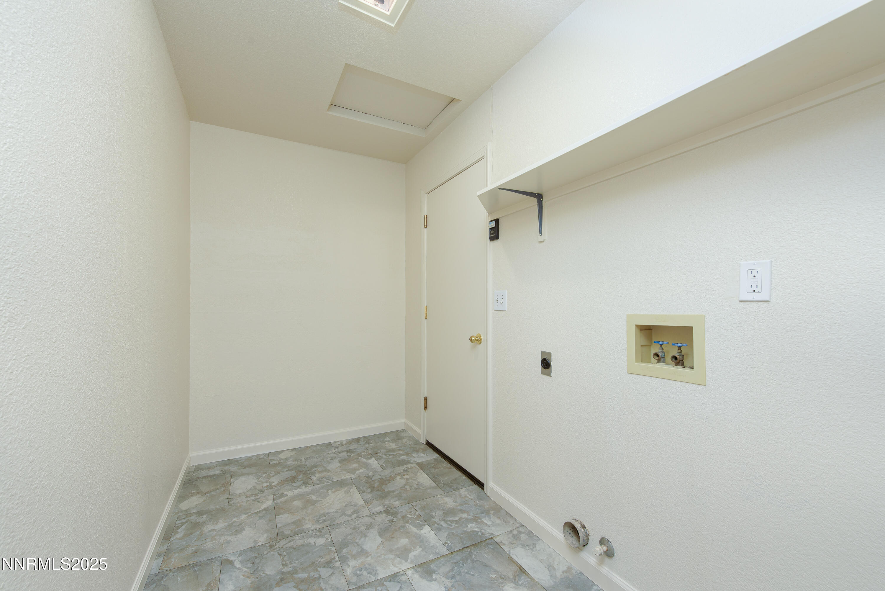 4111 Spring Drive Carson City, NV 89701 - Photo 18 of 27 4111 Spring Dr-34