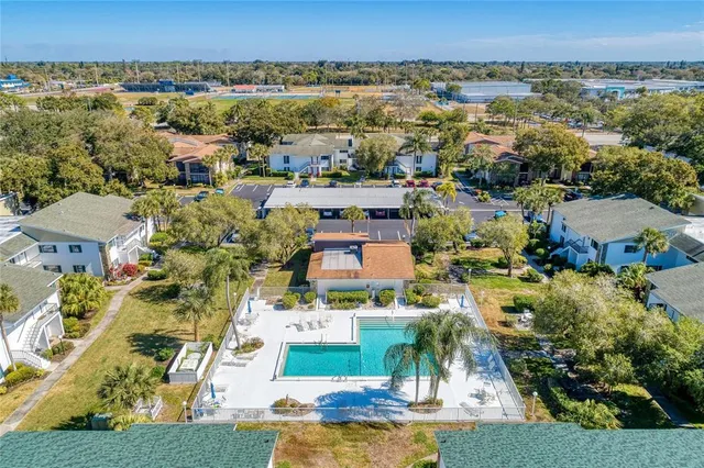 $185,000 | 5400 34th Street West, Unit B16, Bradenton, FL 34210