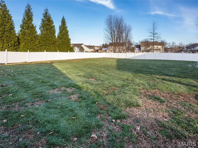 $405,000 | 157 Oak Hill Drive, Maryville, IL 62062