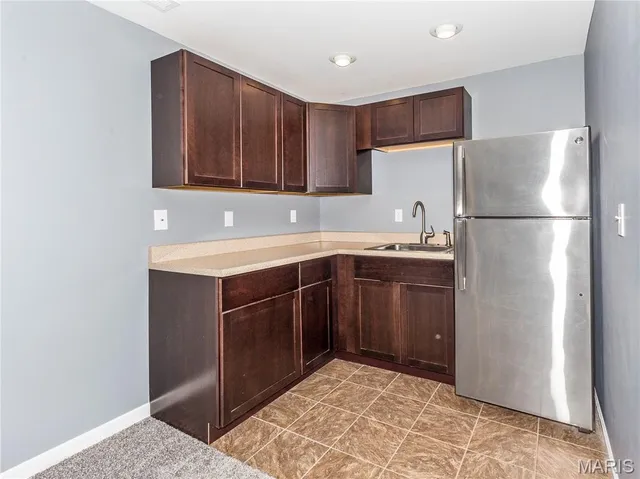 $399,900 | 157 Oak Hill Drive, Maryville, IL 62062