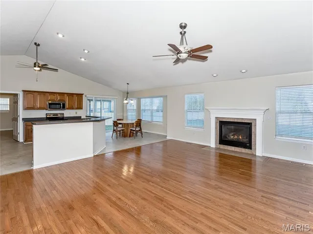 $405,000 | 157 Oak Hill Drive, Maryville, IL 62062