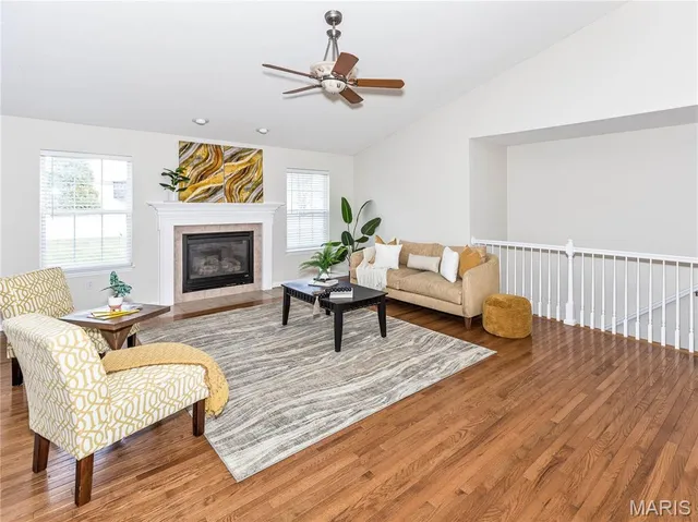 $399,900 | 157 Oak Hill Drive, Maryville, IL 62062