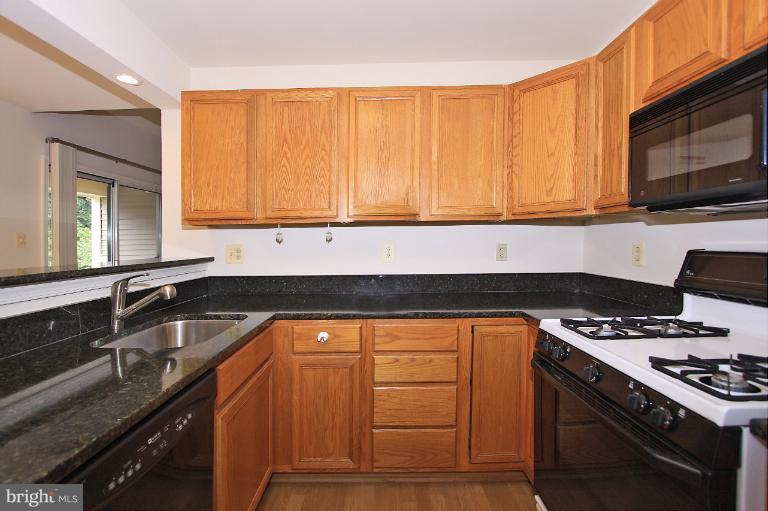 111 Timberbrook Lane, Unit 304 Gaithersburg, MD 20878 - Photo 14 of 30 Kitchen