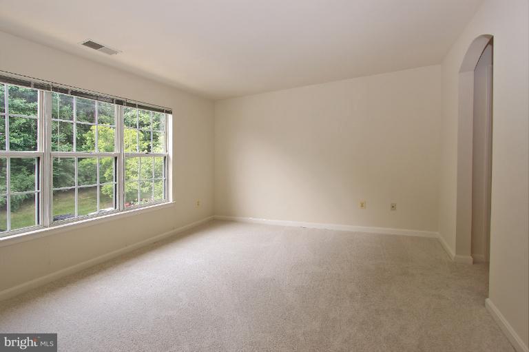 111 Timberbrook Lane, Unit 304 Gaithersburg, MD 20878 - Photo 9 of 30 Bedroom (Master)