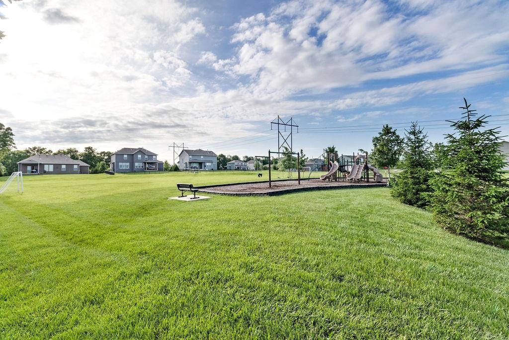 19006 Millview St Spring Hill Spring Hill, KS 66083 - Photo 2 of 48