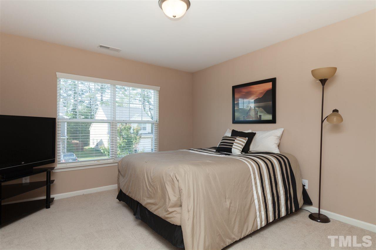 641 Smith Ridge Way Fuquay-Varina, NC 27526 - Photo 16 of 25 Gallery Image 16
