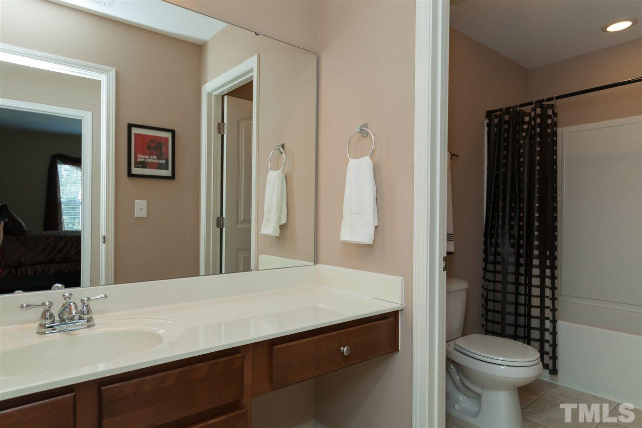 641 Smith Ridge Way Fuquay-Varina, NC 27526 - Photo 18 of 25 Gallery Image 18