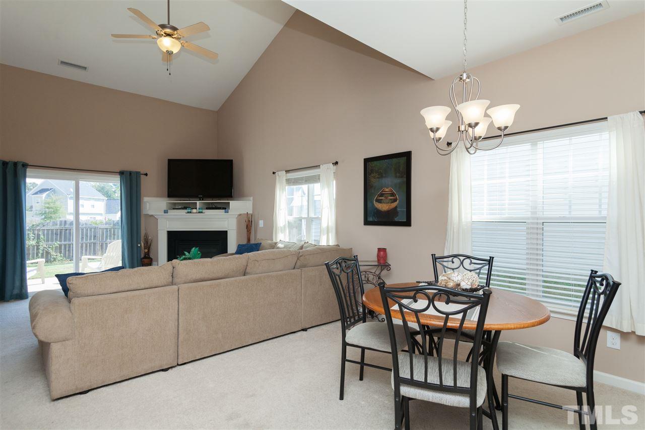 641 Smith Ridge Way Fuquay-Varina, NC 27526 - Photo 7 of 25 Gallery Image 7