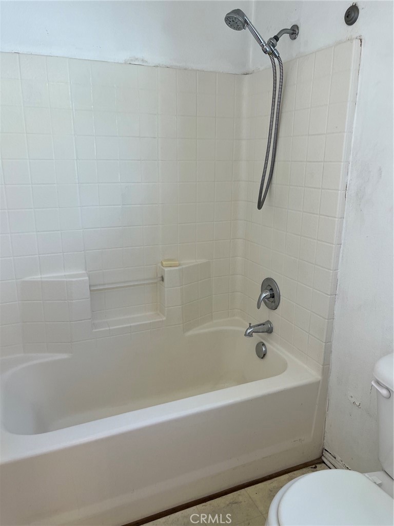 1241 Castledale Street Riverside, CA 92501 - Photo 31 of 41 Gallery Image 31