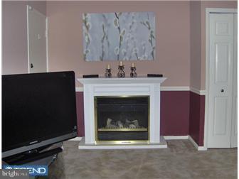 10 Incurve Road Levittown, PA 19057 - Photo 10 of 12 Gallery Image 10