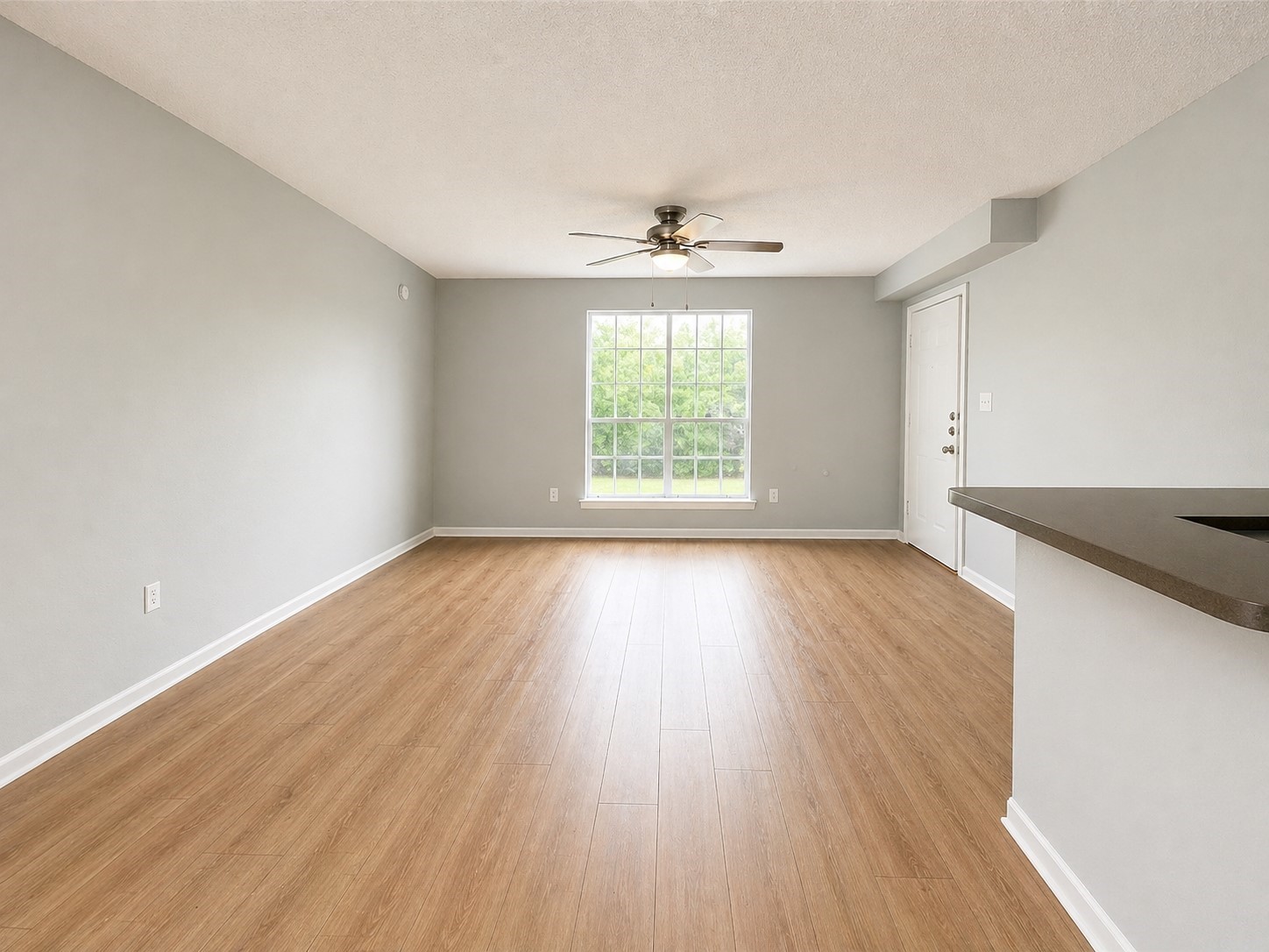 607 Reed Avenue, Unit 3 Wharton, TX 77488 - Photo 3 of 7