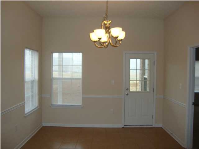 459 Tropical Way Freeport, FL 32439 - Photo 4 of 8 Gallery Image 4