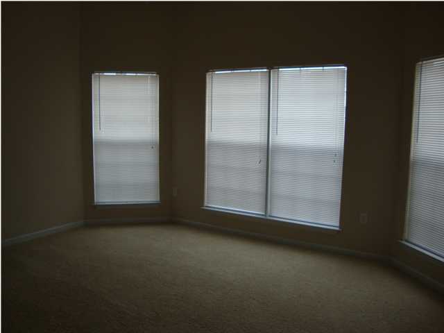459 Tropical Way Freeport, FL 32439 - Photo 7 of 8 Gallery Image 7