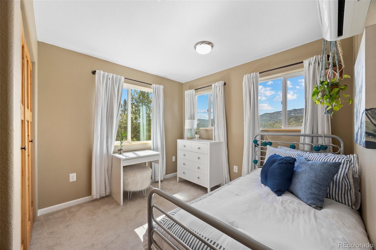27341 Ridge Trail Conifer, CO 80433 - Photo 11 of 29 Gallery Image 11