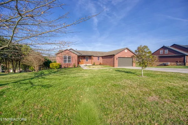 $550,000 | 2859 Luther Catlett Circle, Sevierville, TN 37876