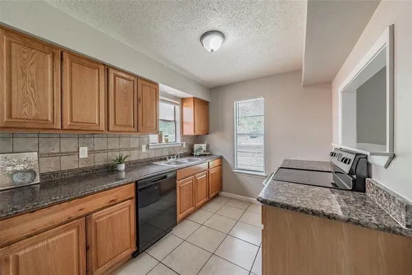 $265,500 | 3029 Montclair Place, Denton, TX 76209