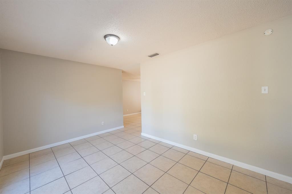 3029 Montclair Place Denton, TX 76209 - Photo 8 of 39 a view of an empty room