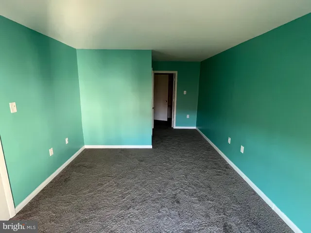 $319,900 | 8607 Village Way, Unit 7/8607F, Alexandria, VA 22309