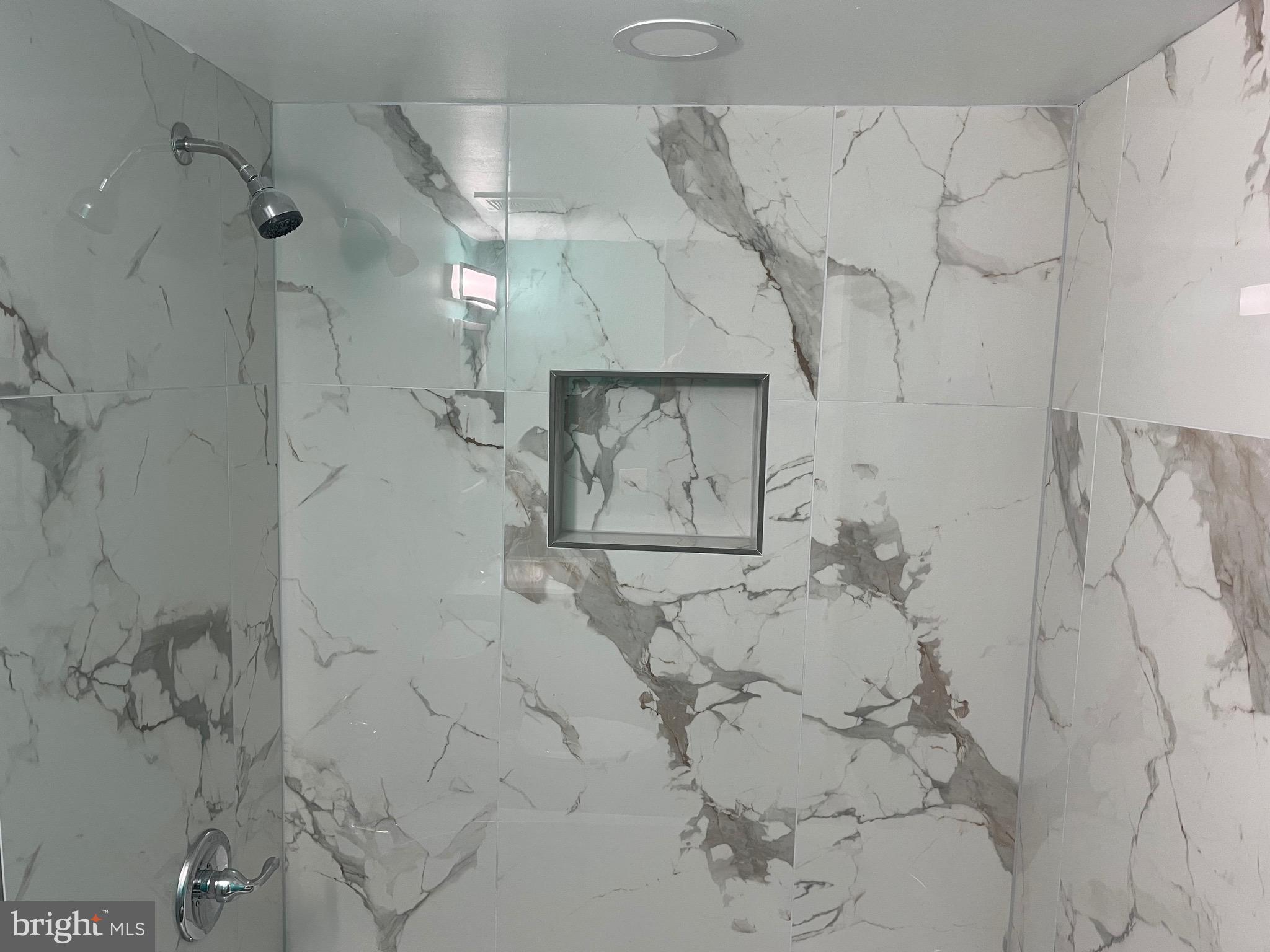 8607 Village Way, Unit 7/8607F Alexandria, VA 22309 - Photo 4 of 30 a view of a bathroom shower