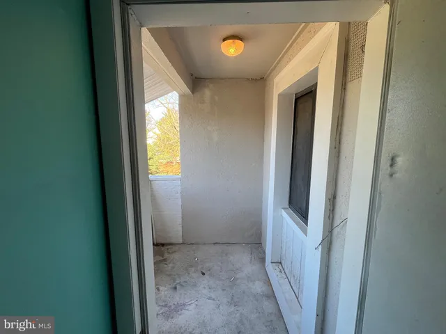 $319,900 | 8607 Village Way, Unit 7/8607F, Alexandria, VA 22309