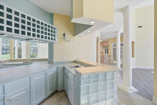 $468,999 | 109 Overlook Pointe Circle, Ridgeland, MS 39157