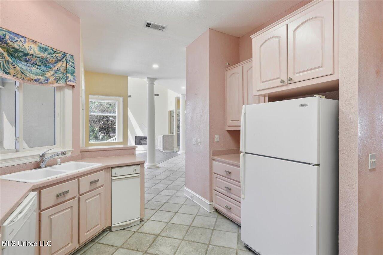 109 Overlook Pointe Circle Ridgeland, MS 39157 - Photo 32 of 84 23-109 Overlook Pointe Cir _ Home Tours