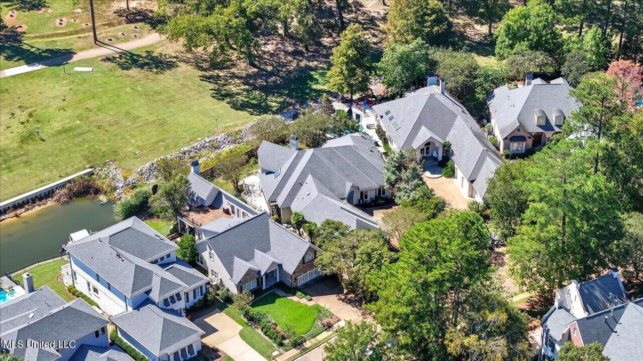 109 Overlook Pointe Circle Ridgeland, MS 39157 - Photo 70 of 84 73-109 Overlook Pointe Cir _ Home Tours