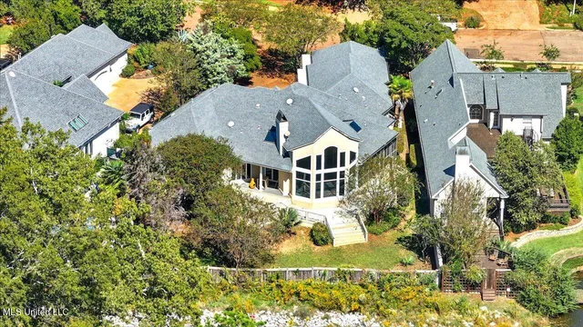 $468,999 | 109 Overlook Pointe Circle, Ridgeland, MS 39157