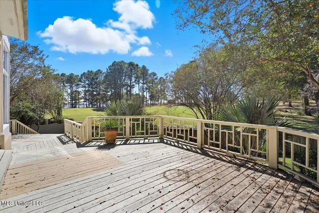 $468,999 | 109 Overlook Pointe Circle, Ridgeland, MS 39157