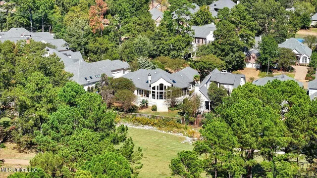 $468,999 | 109 Overlook Pointe Circle, Ridgeland, MS 39157