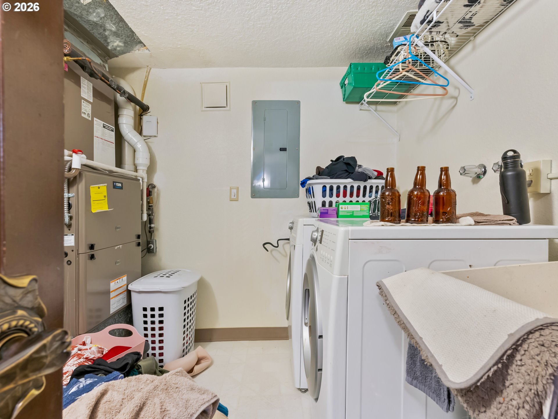 1333 Southwest 19th Drive Gresham, OR 97080 - Photo 28 of 40 Bedroom