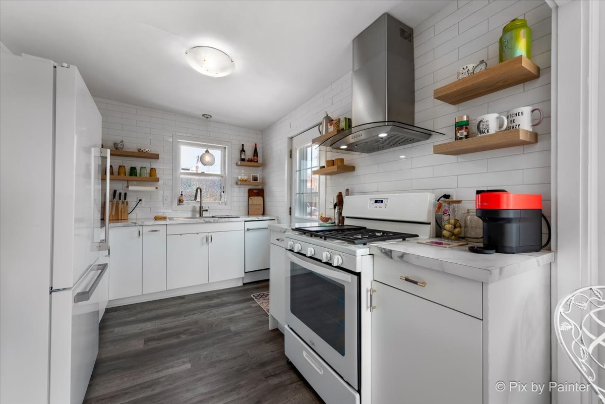 111 West North Street Plano, IL 60545 - Photo 10 of 27