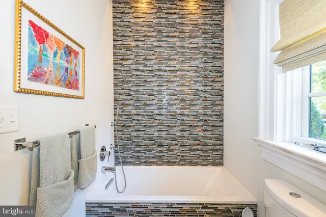 $2,450,000 | 1004 Moss Haven Court, Annapolis, MD 21403