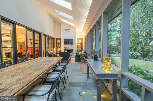 $2,450,000 | 1004 Moss Haven Court, Annapolis, MD 21403