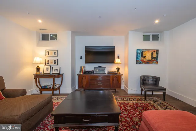 $2,450,000 | 1004 Moss Haven Court, Annapolis, MD 21403