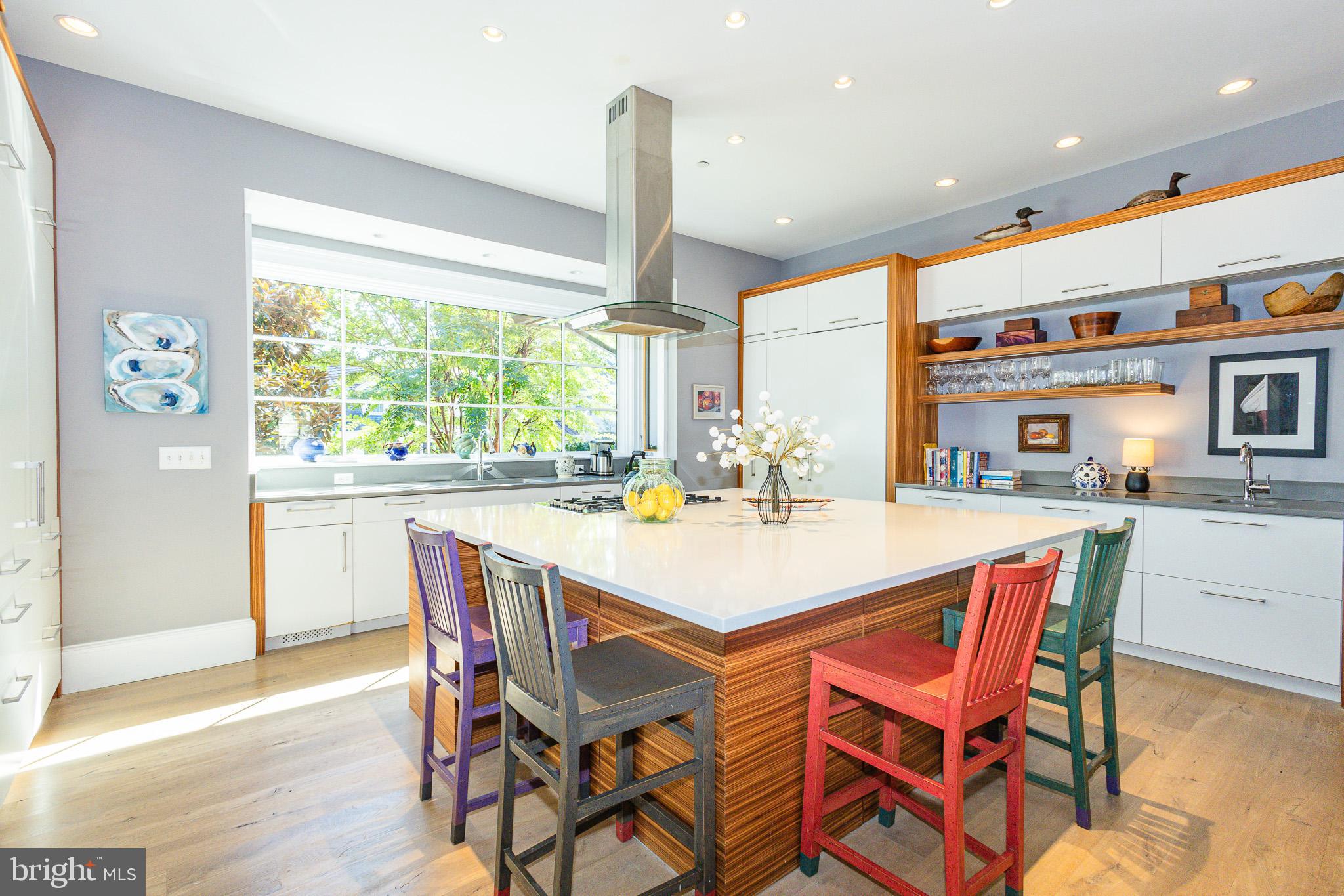 1004 Moss Haven Court Annapolis, MD 21403 - Photo 7 of 77 a dining room with furniture and window