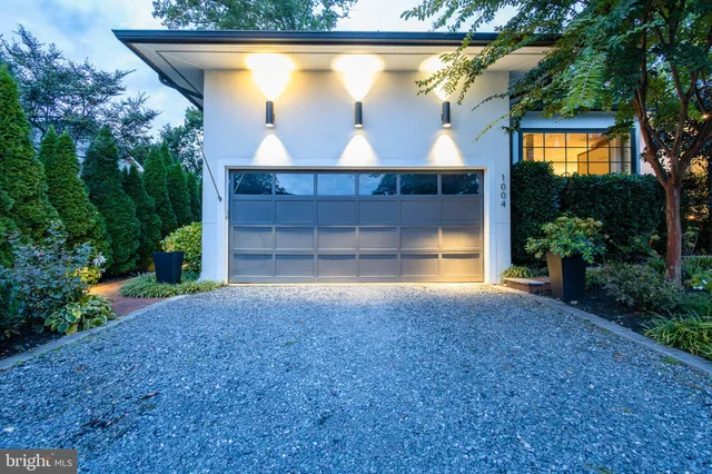 $2,450,000 | 1004 Moss Haven Court, Annapolis, MD 21403