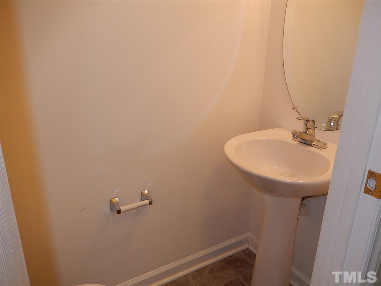 8650 Neuse Landing Lane Raleigh, NC 27616 - Photo 2 of 20 Gallery Image 2