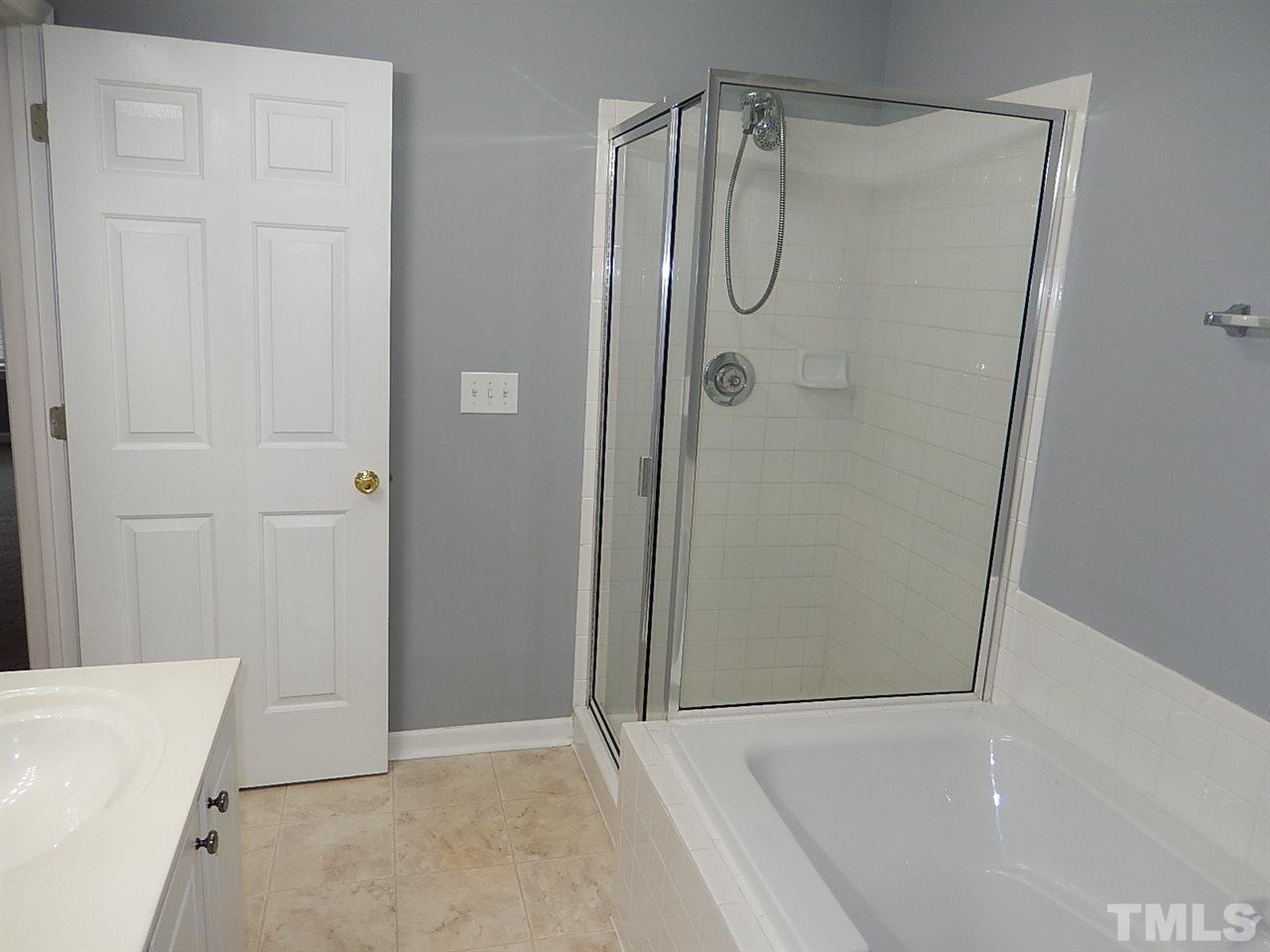 8650 Neuse Landing Lane Raleigh, NC 27616 - Photo 13 of 20 Gallery Image 13