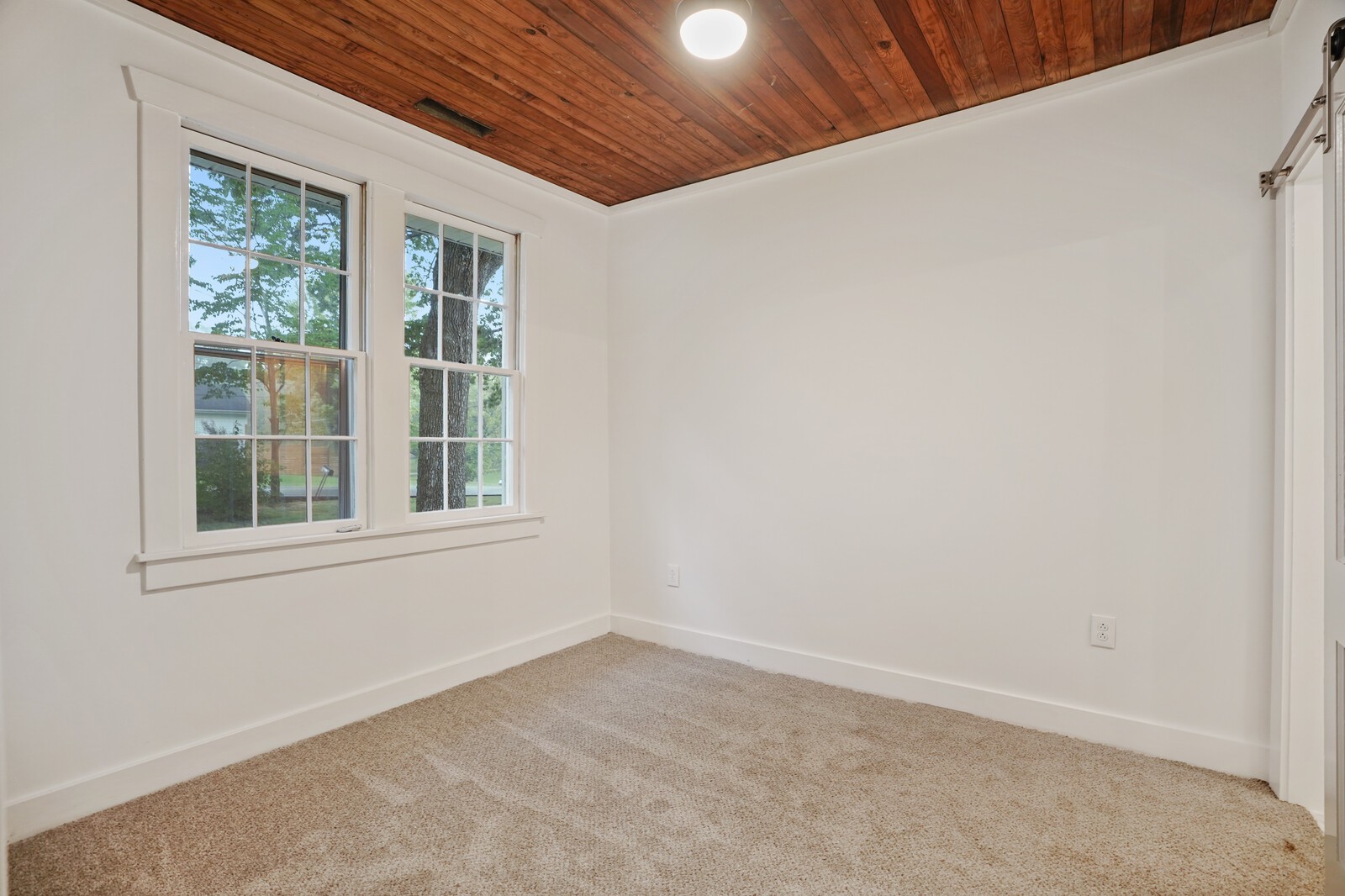 2403 Ruth Street Springfield, TN 37172 - Photo 8 of 11 Gallery Image 8