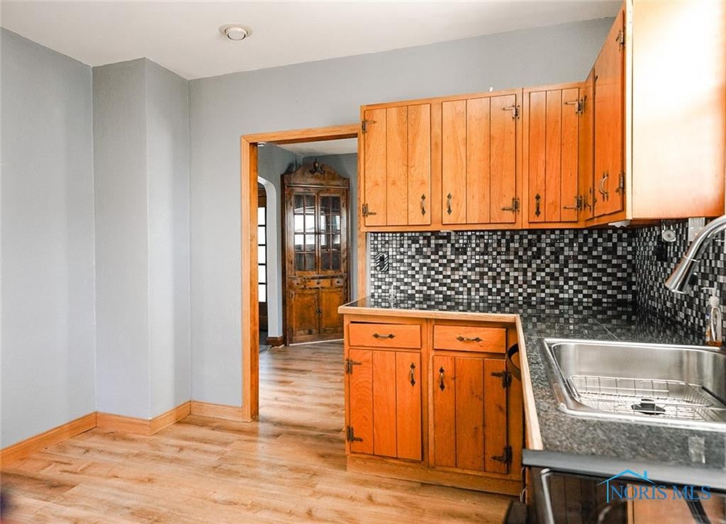 545 Southover Road Toledo, OH 43612 - Photo 16 of 50 Gallery Image 16