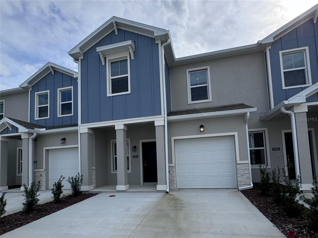 2494 Skyline Loop Kissimmee, FL 34758 - Photo 2 of 24