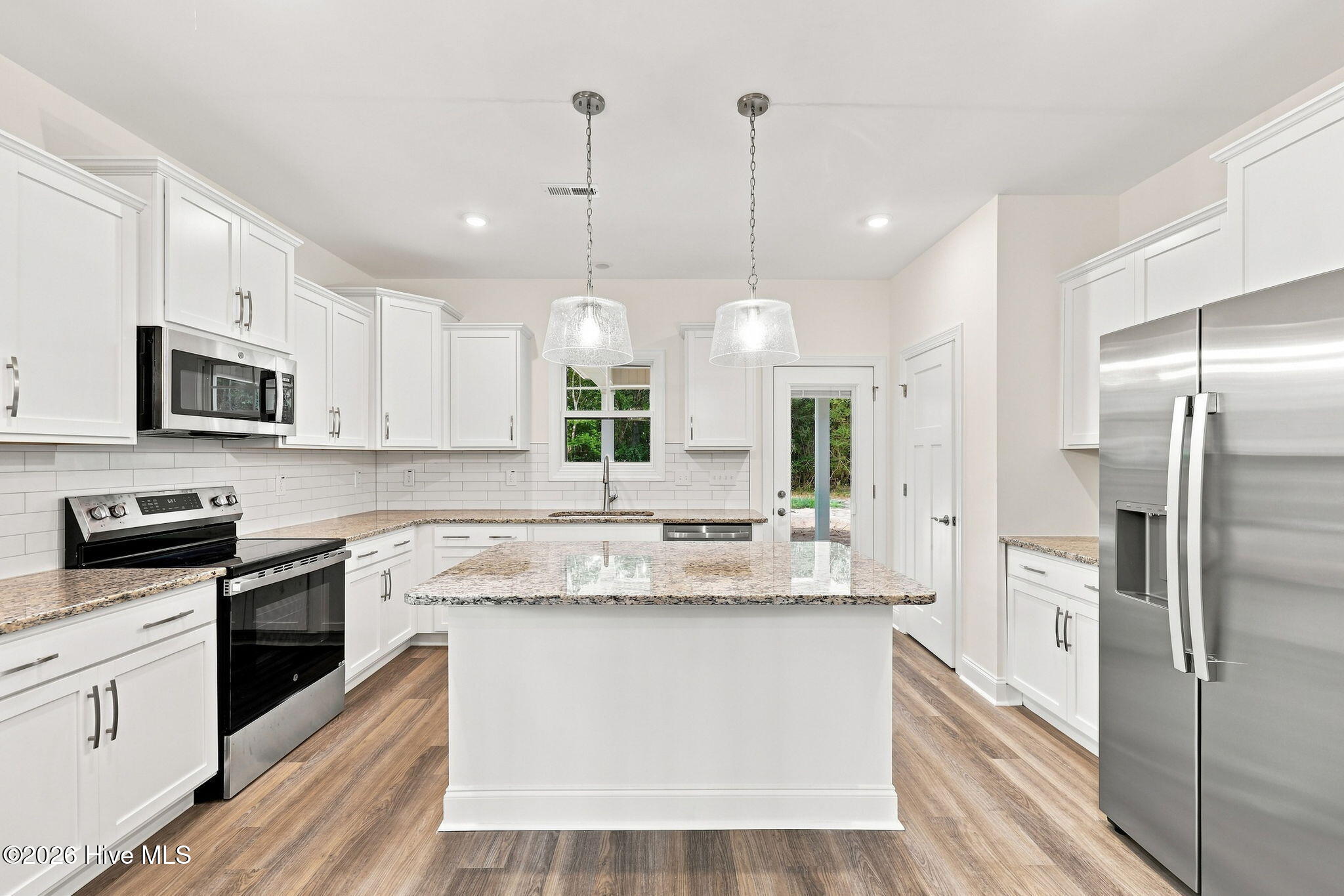 831 Morrison Bridge Road Vass, NC 28394 - Photo 8 of 20 Superior Homes of the Sandhills "NASHVILLE" Floor Plan