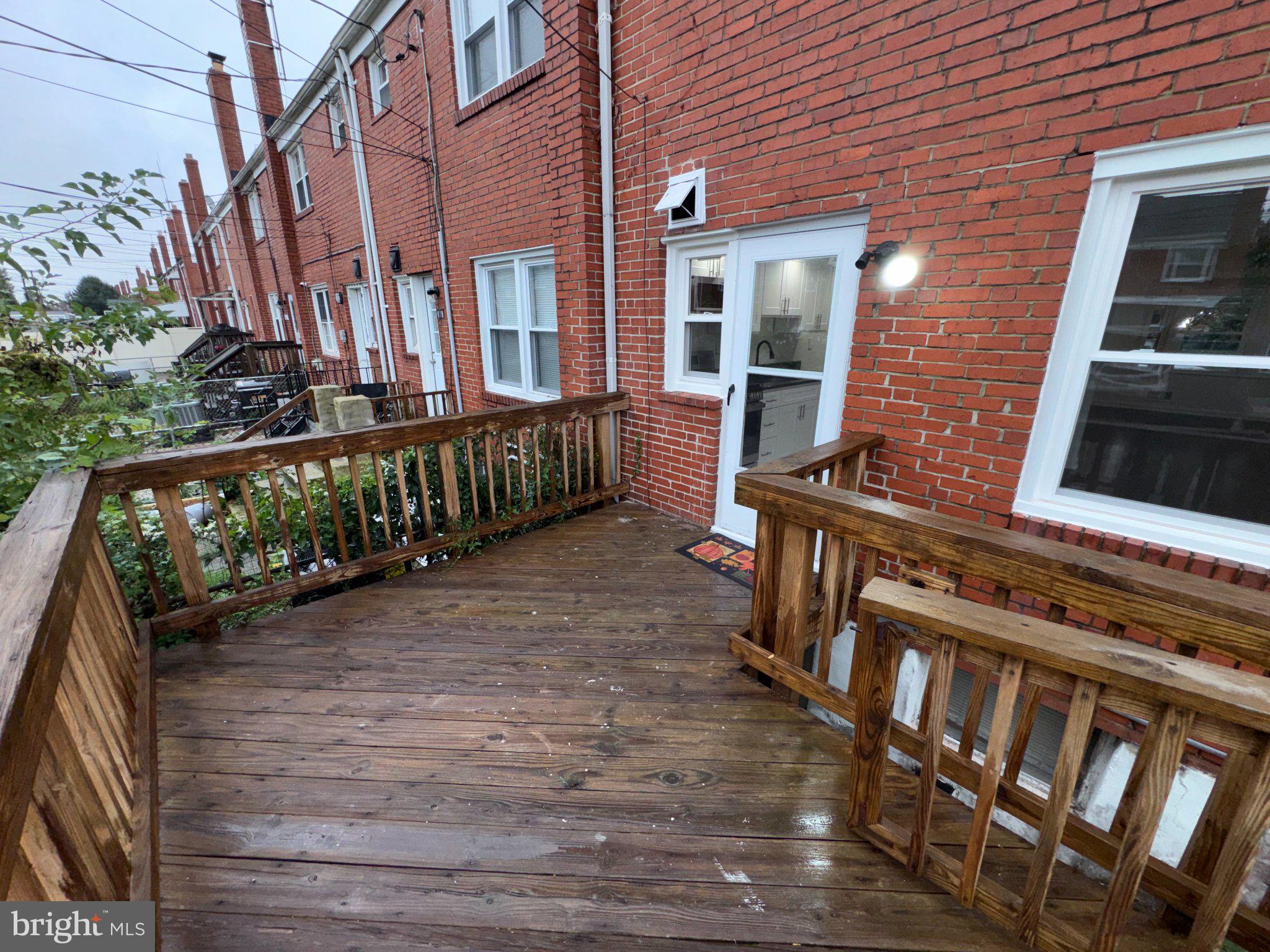 826 Arncliffe Road Baltimore, MD 21221 - Photo 6 of 18 Gallery Image 6