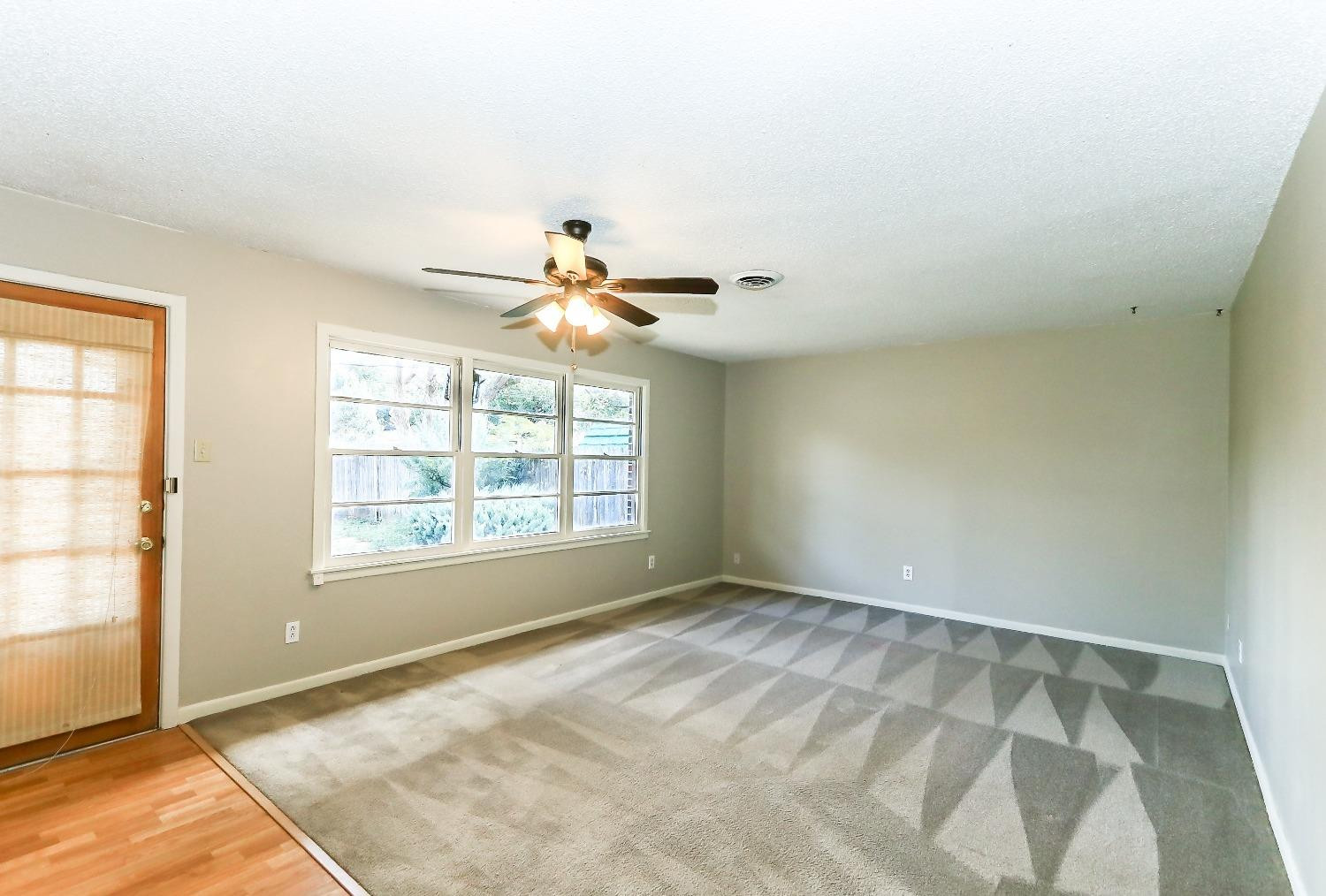 4911 44th Street Lubbock, TX 79414 - Photo 5 of 18 Photo 5