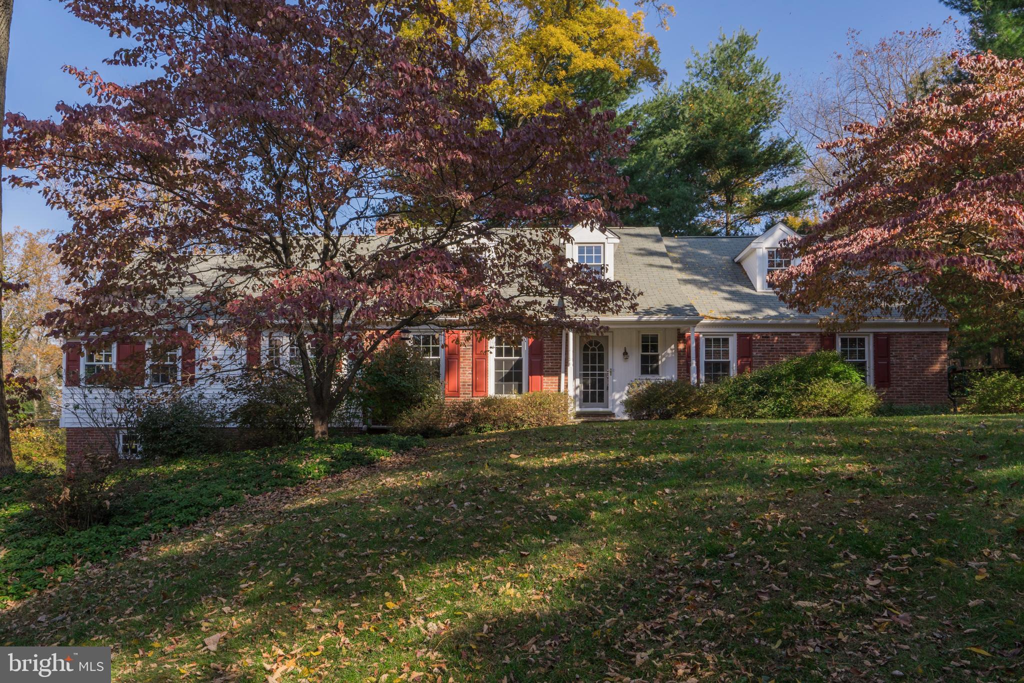 1325 Pinewood Road Villanova, PA 19085 - Photo 1 of 38