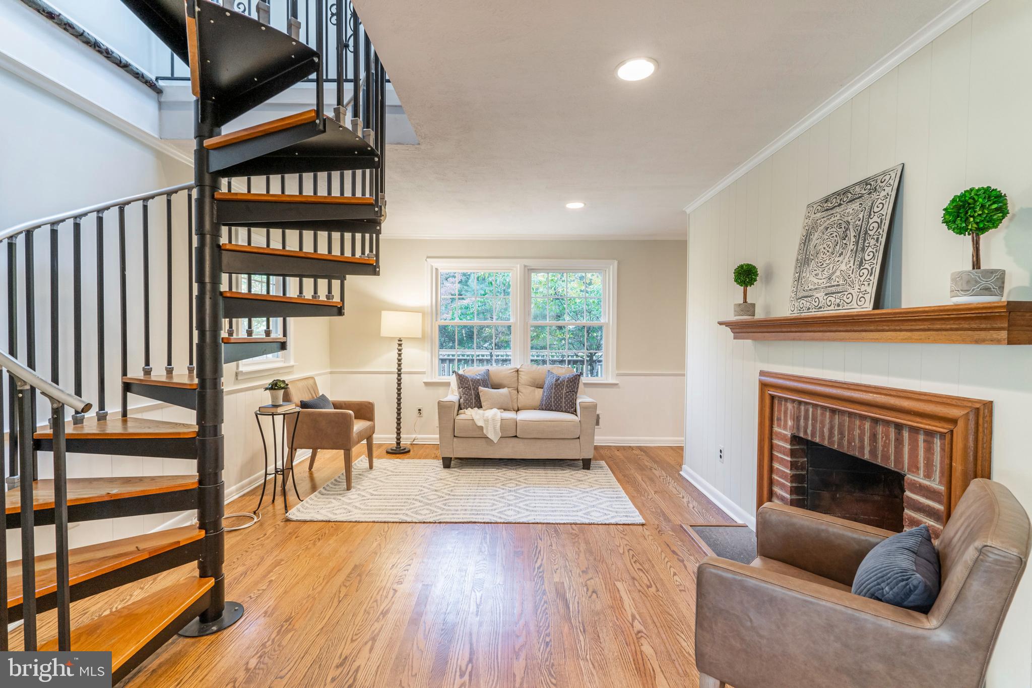 1325 Pinewood Road Villanova, PA 19085 - Photo 11 of 38