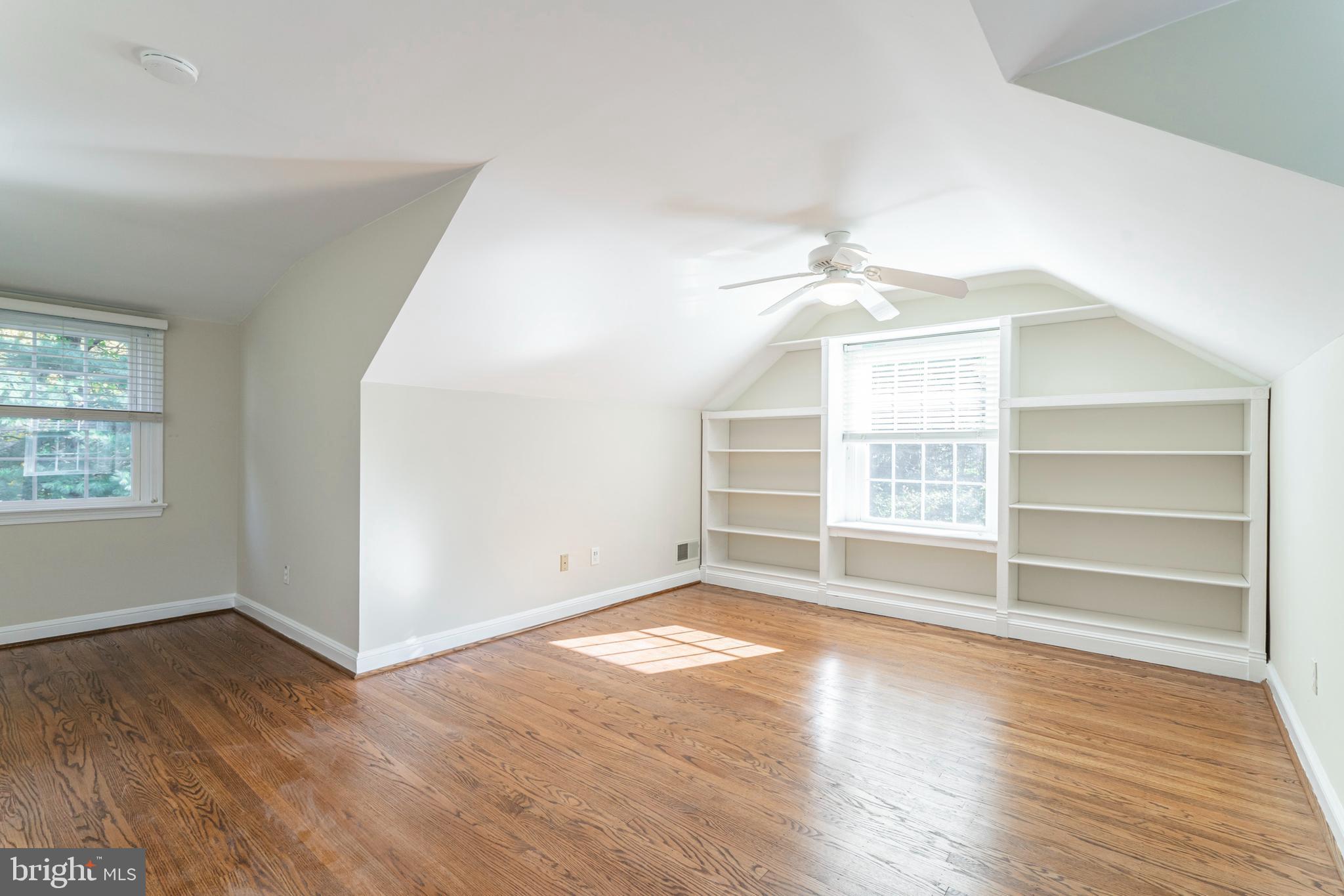 1325 Pinewood Road Villanova, PA 19085 - Photo 32 of 38